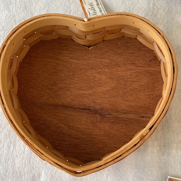Taskets Renaissance Basket Large Heart Shape NWT - Picture 8 of 11